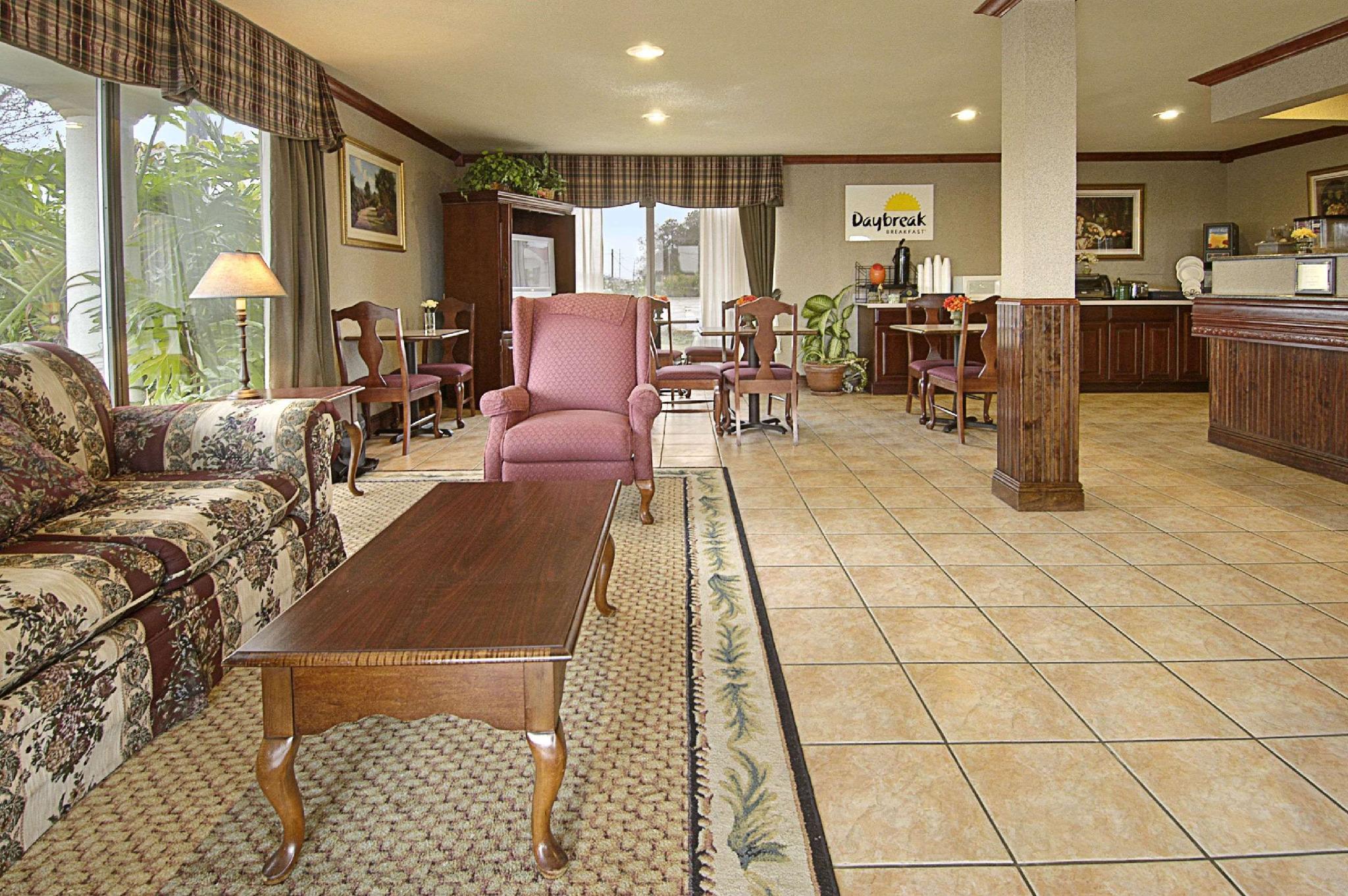 Days Inn By Wyndham Crowley Εσωτερικό φωτογραφία