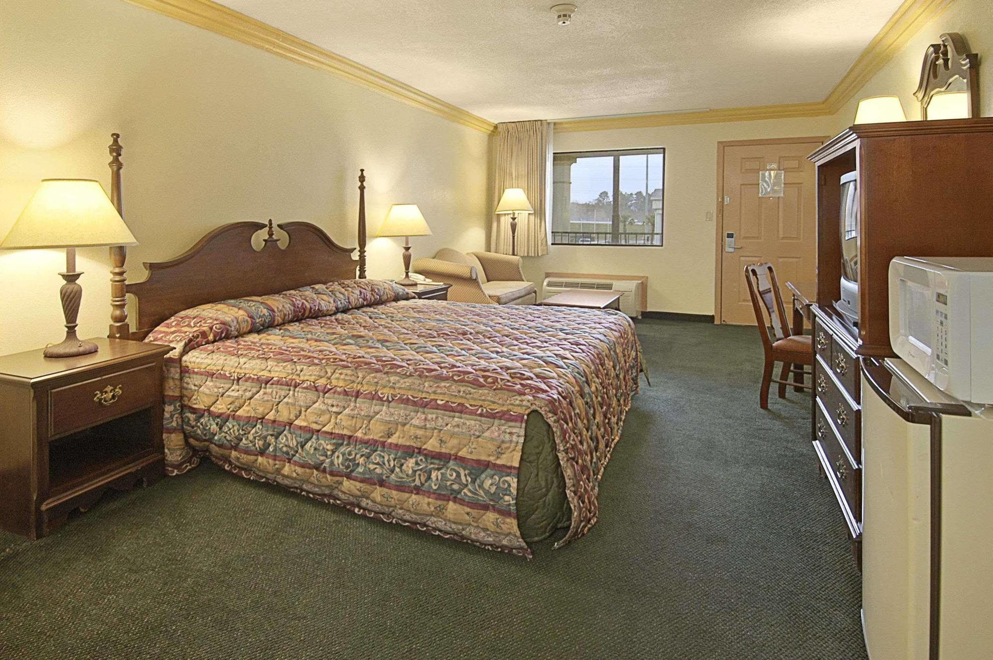 Days Inn By Wyndham Crowley Δωμάτιο φωτογραφία